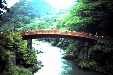 <p>Shinkyo bridge is one of the three most unusual bridges of Japan</p>
