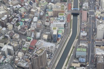 <p>สีสันของตึกรามบ้านช่อง ถนน และแม่น้ำ ในเมืองหลวงของญี่ปุ่น</p>