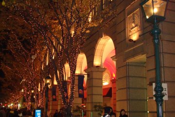 Christmas time light-up of the Motomachi shopping street