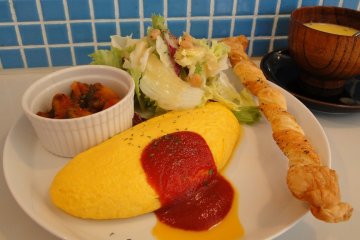 <p>Omelet Japanese style</p>
