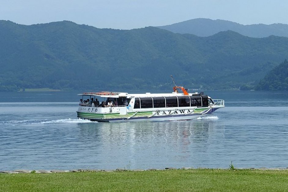A cruise boat on Lake Tazawa