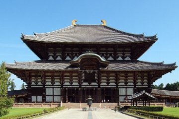Ng&amp;ocirc;i đền Todaiji ở Nara